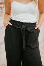 Load image into Gallery viewer, Sippin&#39; on Summertime Pant
