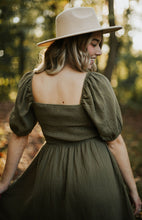 Load image into Gallery viewer, Autumn Breeze Dress
